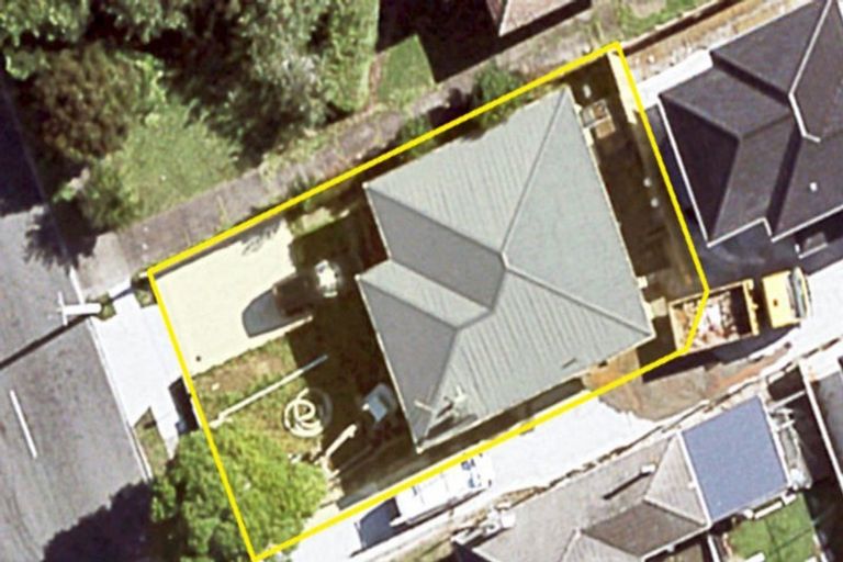 Photo of property in 52 Churchill Avenue, Manurewa, Auckland, 2102