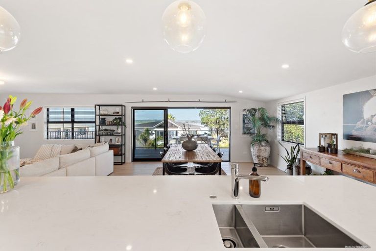 Photo of property in 7 Ronald Avenue, Glenbrook, Waiuku, 2681