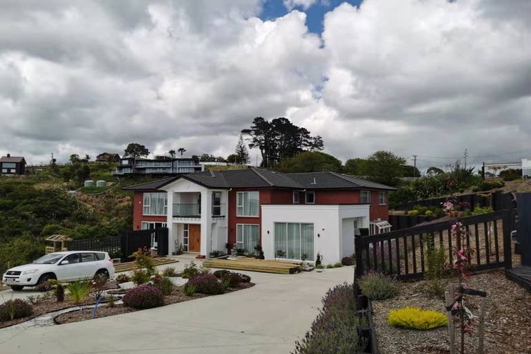 Photo of property in 159 Point View Drive, East Tamaki Heights, Auckland, 2016