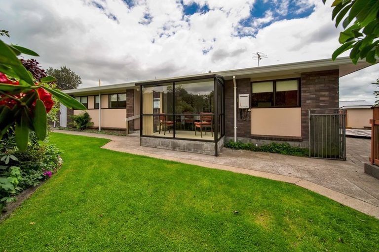 Photo of property in 5 Kamahi Place, Inglewood, 4330