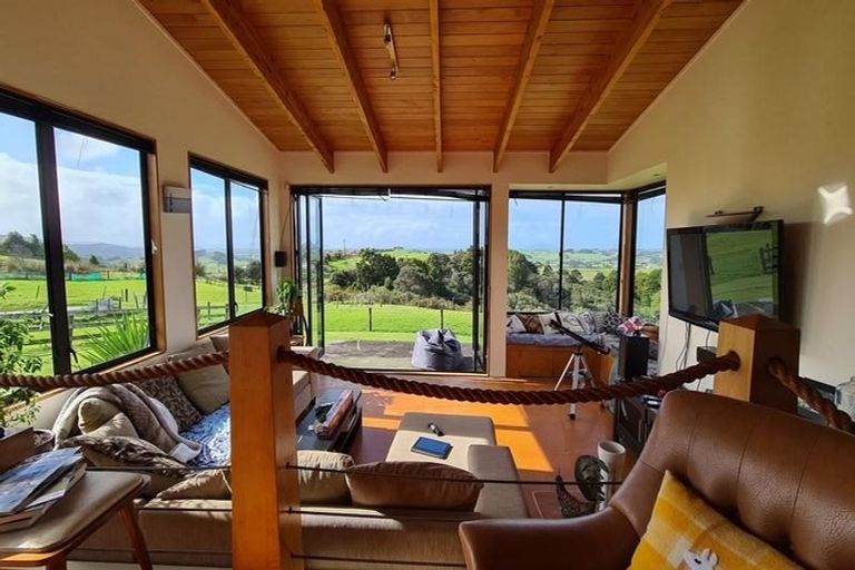 Photo of property in 323 Brooks Road, Waipu, 0582