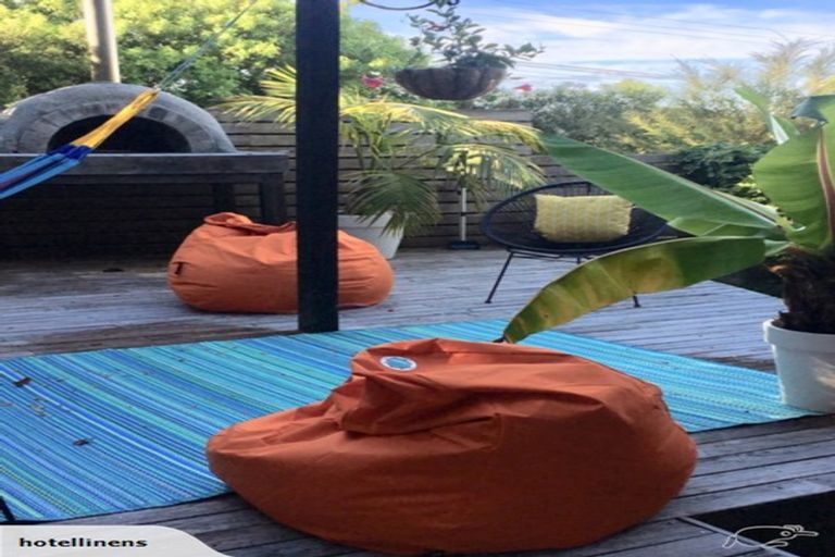 Photo of property in 24 Hillcrest Road, Hatfields Beach, Orewa, 0931