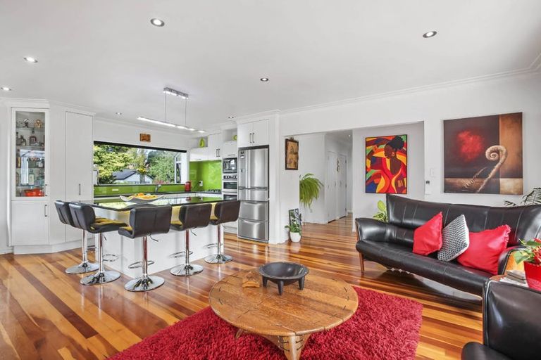 Photo of property in 19 Merchant Avenue, Te Atatu South, Auckland, 0610