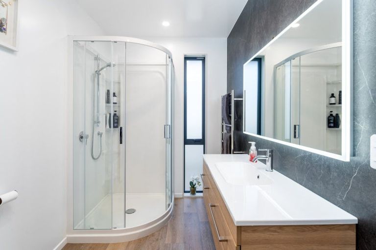 Photo of property in 5 Ella Lane, Green Island, Dunedin, 9018