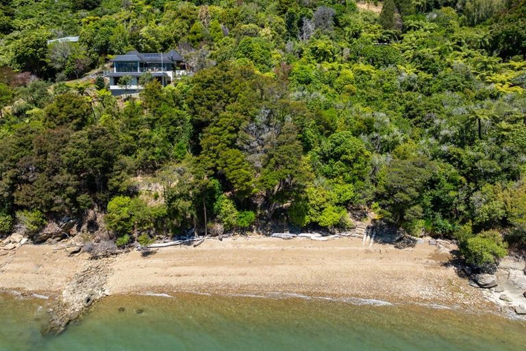 Photo of property in 606 Moetapu Bay Road, Moetapu Bay, Picton, 7282