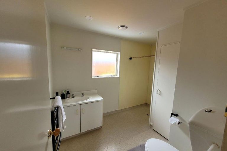 Photo of property in 30a Sackville Street, Fitzroy, New Plymouth, 4312