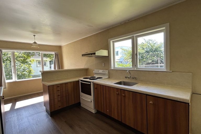 Photo of property in 7 Somme Crescent, Hillcrest, Hamilton, 3216