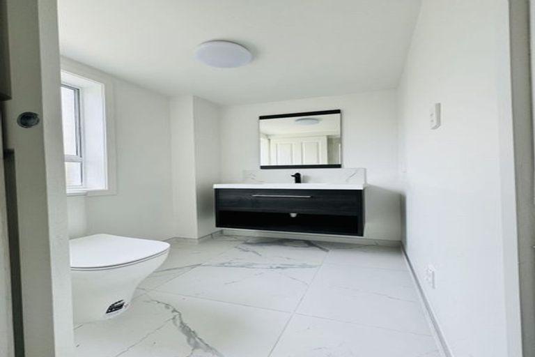 Photo of property in 58 Grimseys Road, Redwood, Christchurch, 8051