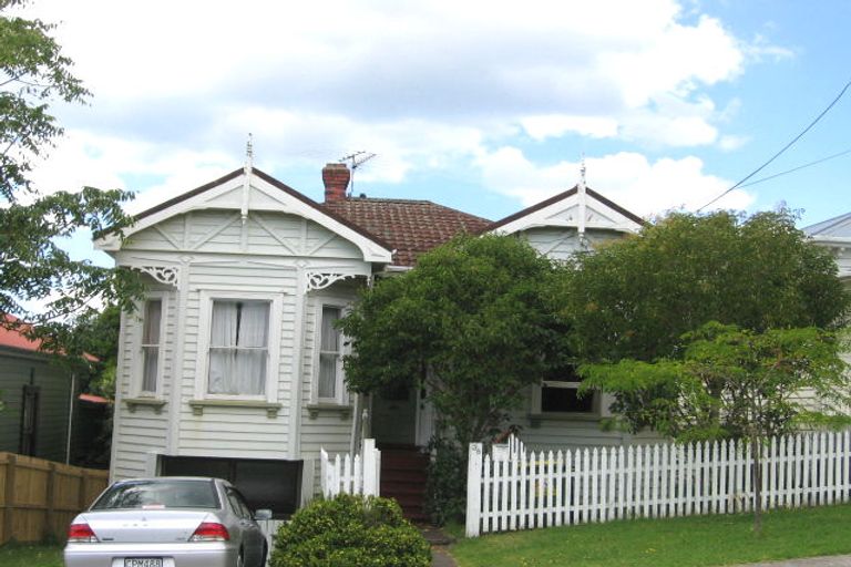 Photo of property in 2/36 Roslyn Terrace, Devonport, Auckland, 0624