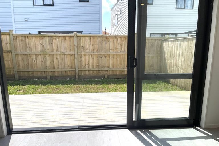 Photo of property in 11 Faithful Drive, Karaka, Papakura, 2113