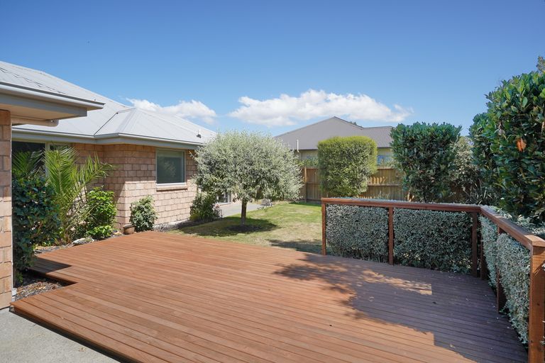 Photo of property in 7 Applefield Court, Northwood, Christchurch, 8051