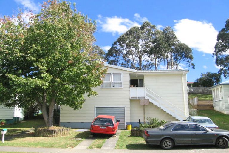 Photo of property in 25 Speargrass Grove, Timberlea, Upper Hutt, 5018