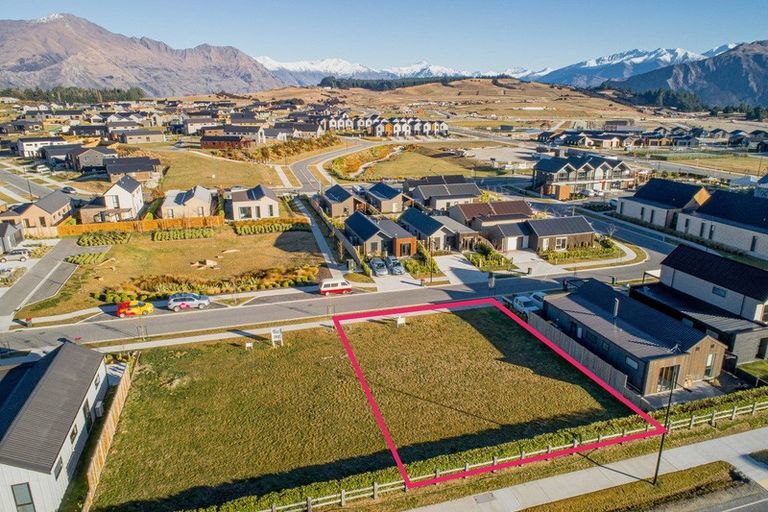 Photo of property in 38 Glen Dene Crescent, Wanaka, 9305