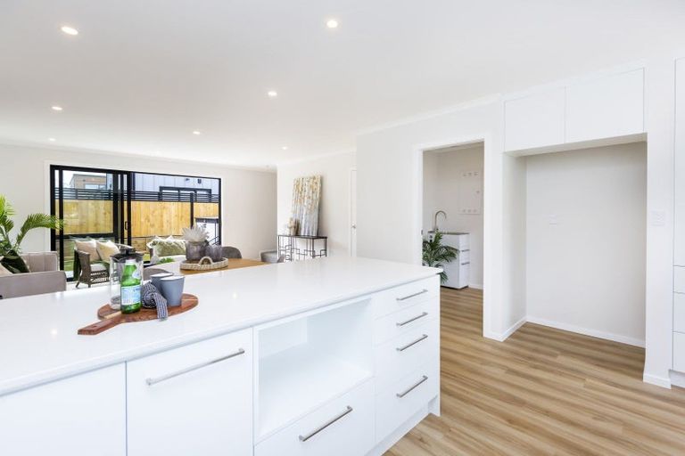 Photo of property in 34 Dahl Drive, Wallaceville, Upper Hutt, 5018