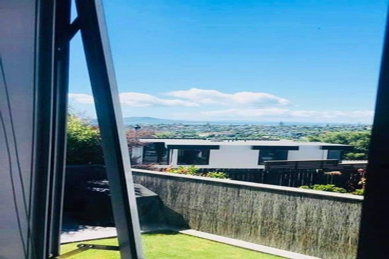 Photo of property in 60 Sunrise Avenue, Mairangi Bay, Auckland, 0630