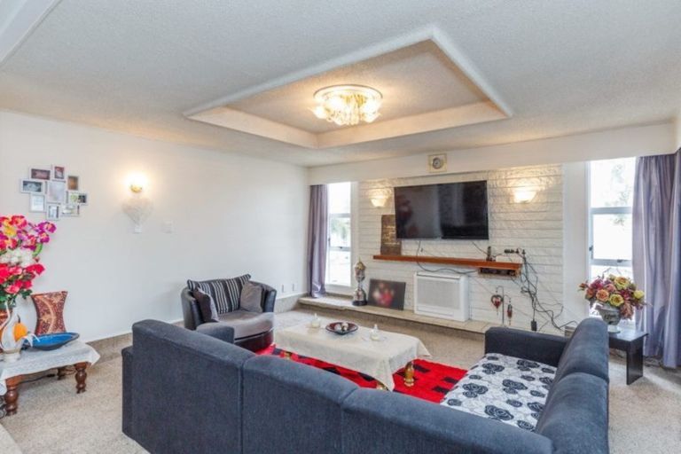 Photo of property in 19 Terry Crescent, Milson, Palmerston North, 4414