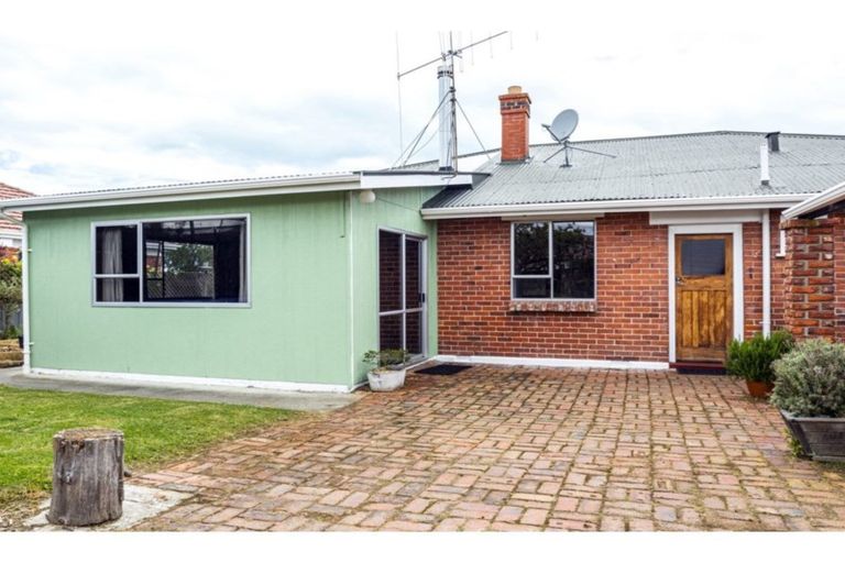 Photo of property in 21 Harborough Street, Watlington, Timaru, 7910
