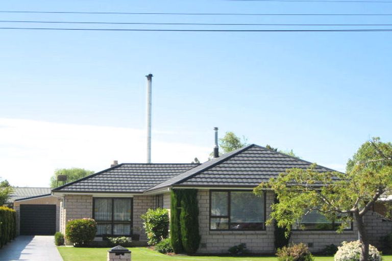 Photo of property in 41 Prestons Road, Redwood, Christchurch, 8051