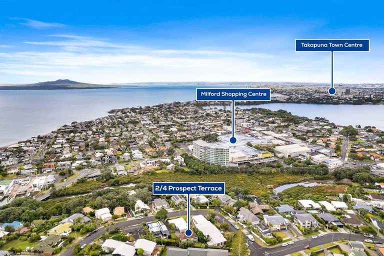 Photo of property in 2/4 Prospect Terrace, Milford, Auckland, 0620