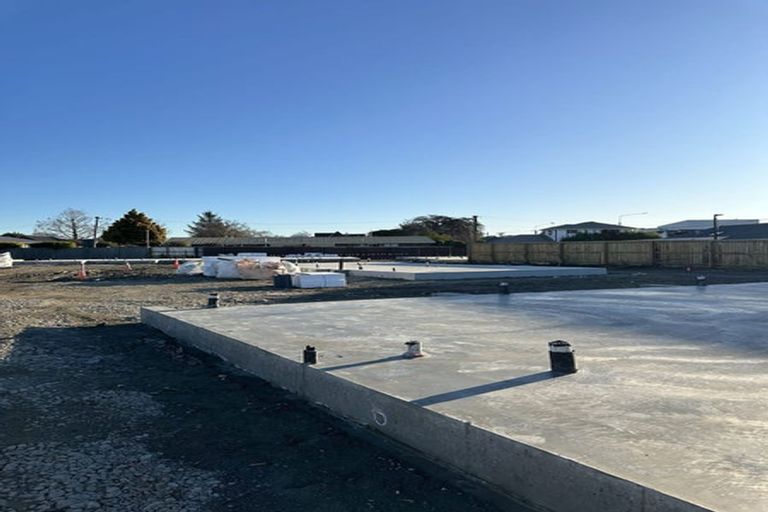 Photo of property in 35 Bampton Street, Burwood, Christchurch, 8061