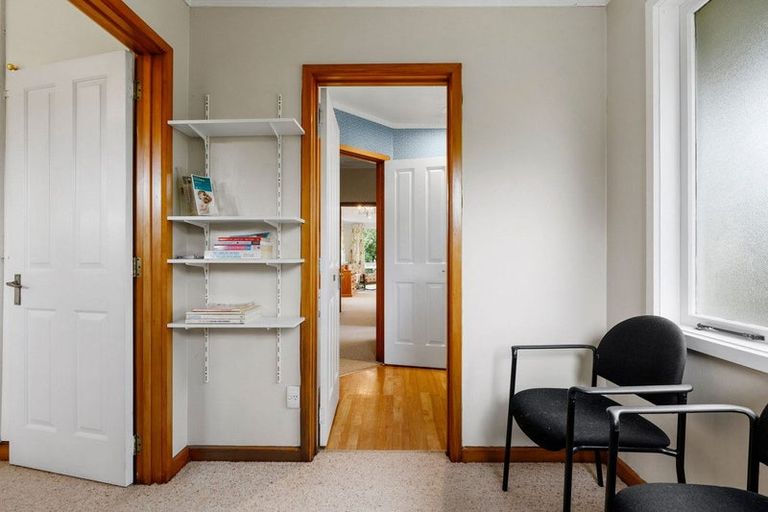 Photo of property in 142 Williams Street, Cambridge, 3434