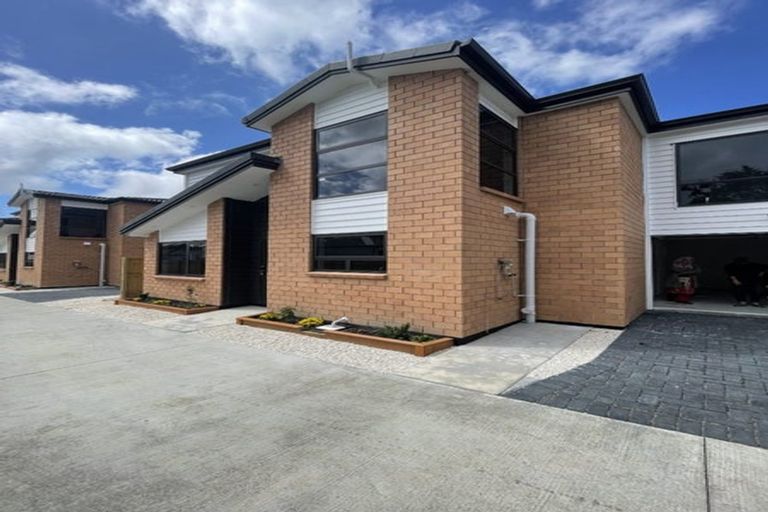 Photo of property in 538c Swanson Road, Ranui, Auckland, 0612