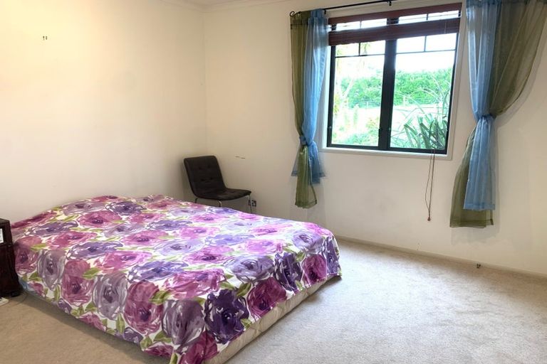 Photo of property in 28 Ockleston Landing, Hobsonville, Auckland, 0618