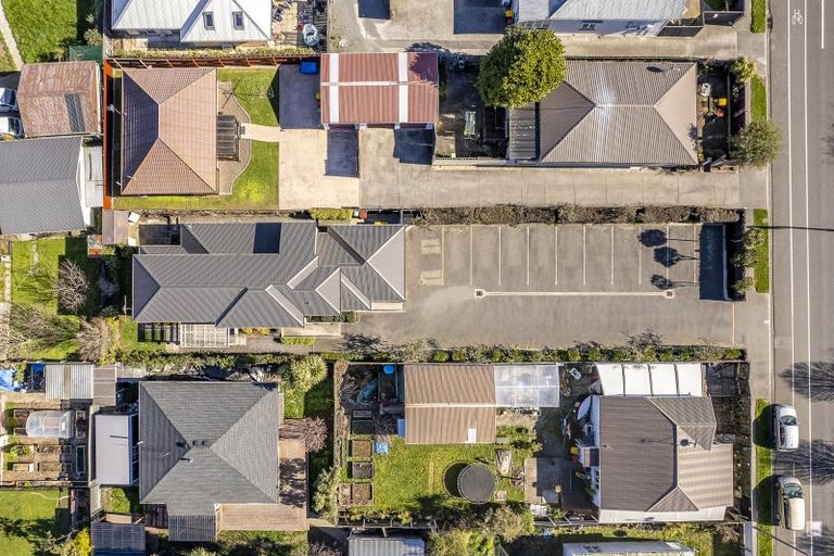 Photo of property in 126 Lincoln Road, Addington, Christchurch, 8024