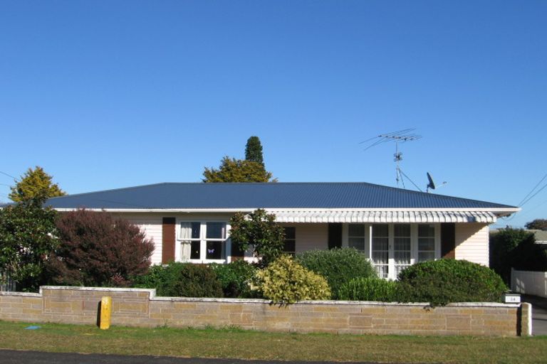 Photo of property in 34 Alma Crescent, Papakura, 2110