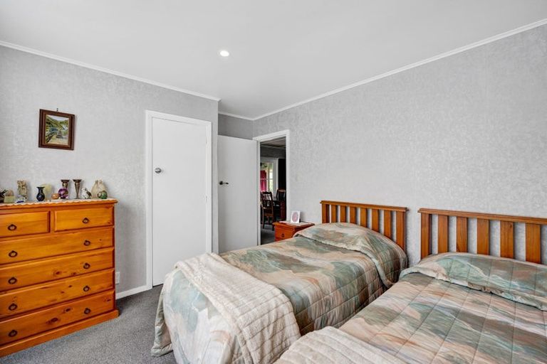 Photo of property in 234 Bridge Street, Eltham, 4322