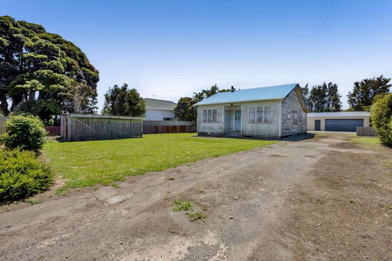 Photo of property in 33 Ngatai Street, Manaia, 4612