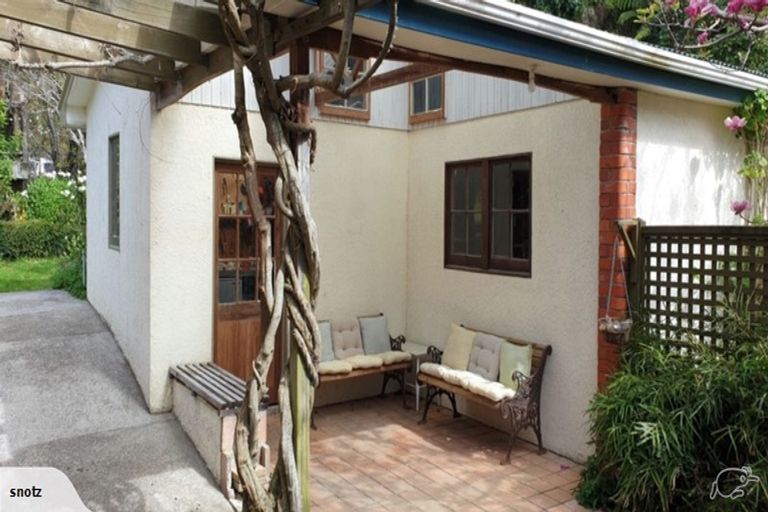 Photo of property in 18 Newgate Street, Picton, 7220