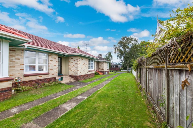 Photo of property in 2/4 Erson Avenue, Royal Oak, Auckland, 1061