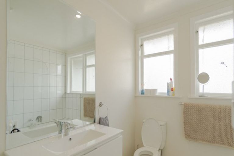 Photo of property in 21 Mackie Street, Waipukurau, 4200