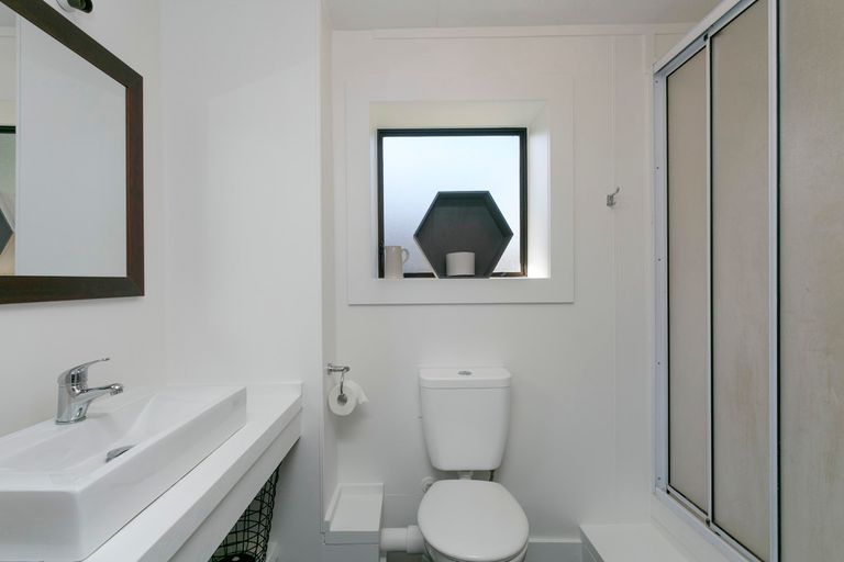 Photo of property in 11a Tobin Place, Richmond Heights, Taupo, 3330