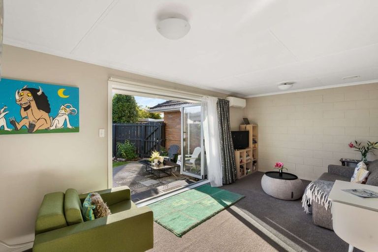 Photo of property in 12 Redbridge Lane, Sydenham, Christchurch, 8023