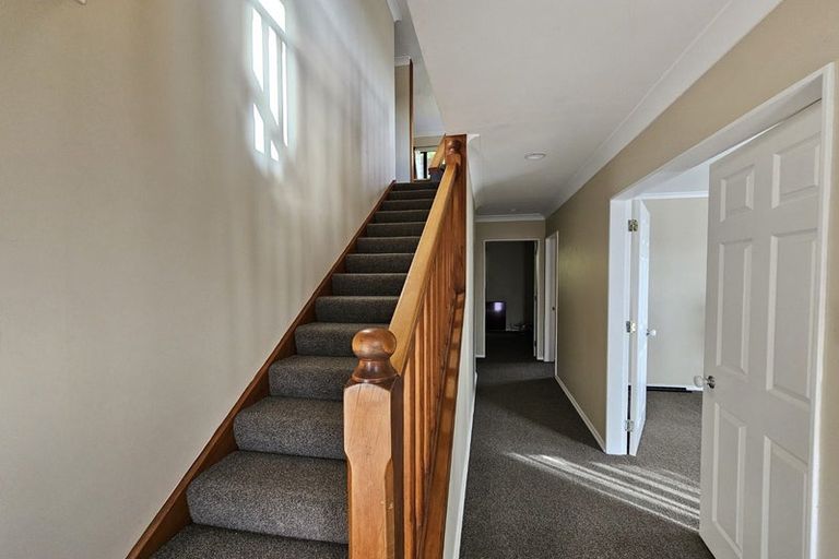 Photo of property in 4 Pilot Lane, Whitby, Porirua, 5024