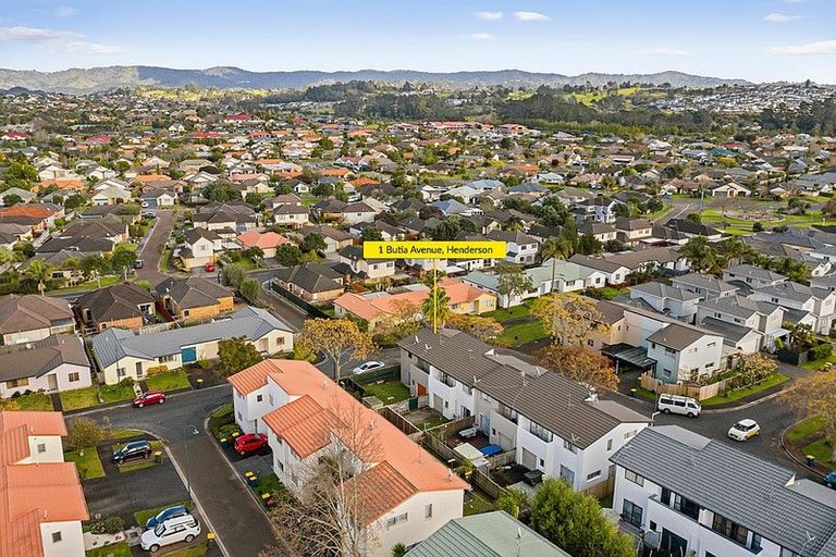 Photo of property in 1 Butia Avenue, Henderson, Auckland, 0612
