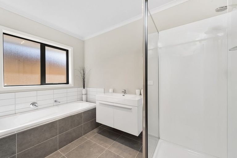 Photo of property in 12 Chalgrove Road, Huntington, Hamilton, 3210