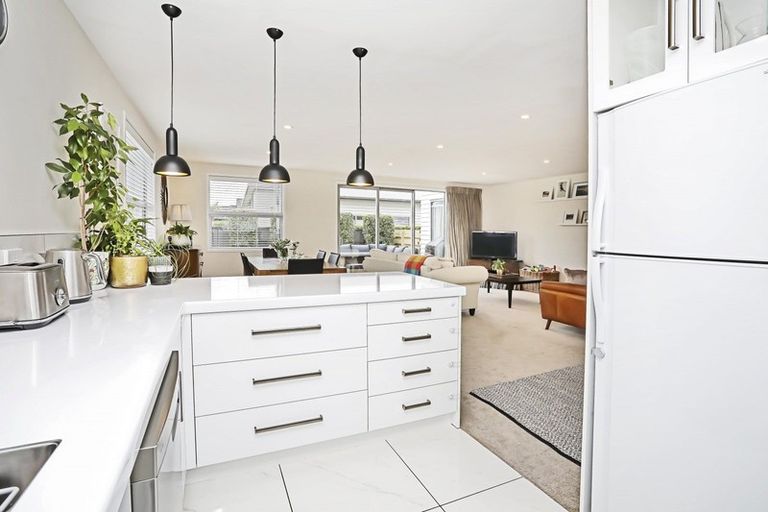 Photo of property in 18 Rosewood Drive, Rosedale, Invercargill, 9810