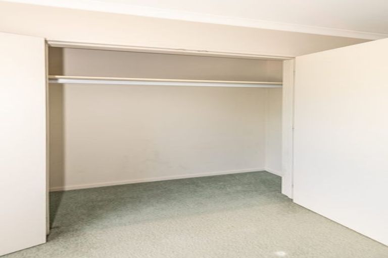 Photo of property in 6/78 Fernhill Way, Oteha, Auckland, 0632