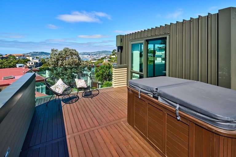 Photo of property in 24d Mandalay Terrace, Khandallah, Wellington, 6035