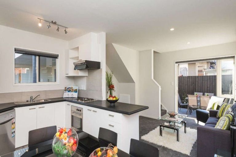 Photo of property in 76 Barbour Street, Waltham, Christchurch, 8011