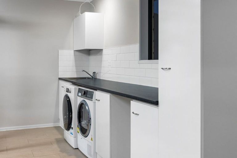 Photo of property in 6 Blacklock Road, Pyes Pa, Tauranga, 3112