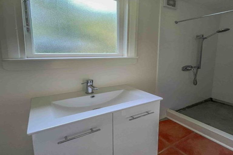 Photo of property in 58 Hollyford Avenue, Bryndwr, Christchurch, 8053