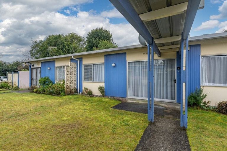 Photo of property in 2/100 River Road, Hamilton East, Hamilton, 3216