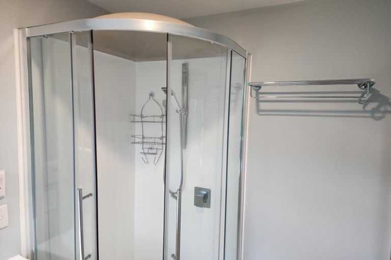 Photo of property in 9 Janice Place, Mount Pleasant, Christchurch, 8081