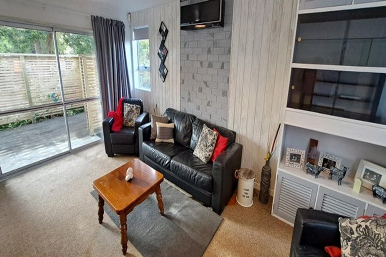 Photo of property in 3 Adkin Avenue, Levin, 5510