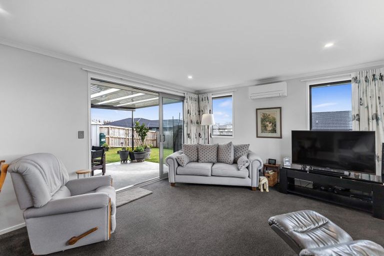 Photo of property in 5 Chardonnay Way, Te Kauwhata, 3710