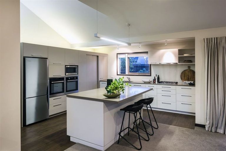 Photo of property in 1/38 Glandovey Road, Fendalton, Christchurch, 8052